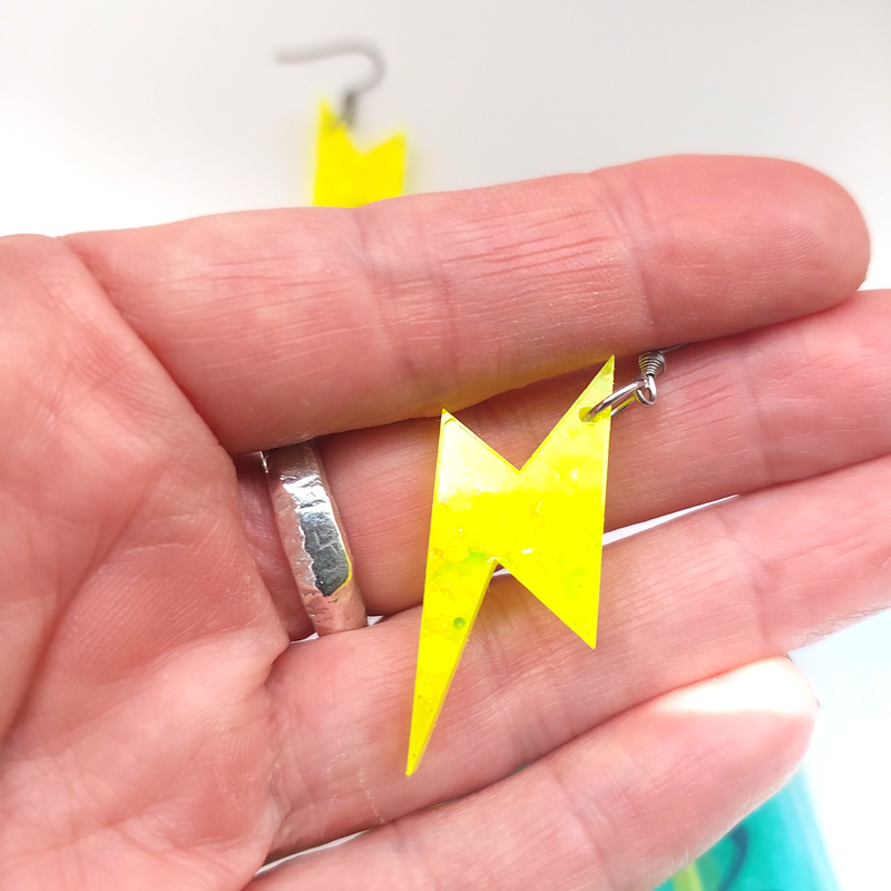 Lightening Strike Mini Flash Earring